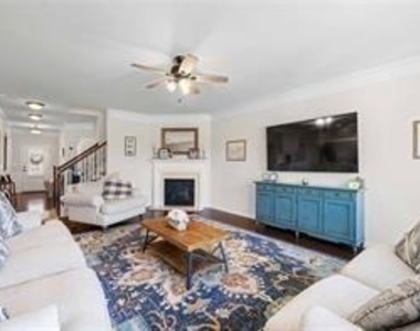 496 Spring View Drive - Photo Thumbnail 16