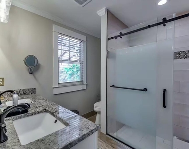 1362 Eubanks Avenue - Photo Thumbnail 15