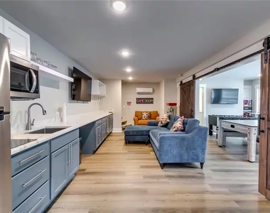 1362 Eubanks Avenue - Photo Thumbnail 27