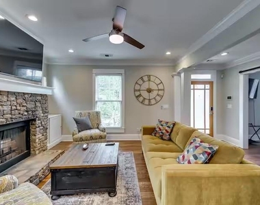 1362 Eubanks Avenue - Photo Thumbnail 6