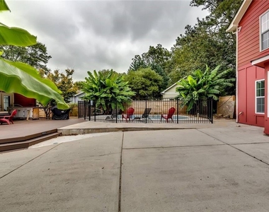 1362 Eubanks Avenue - Photo Thumbnail 35