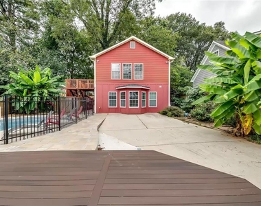 1362 Eubanks Avenue - Photo Thumbnail 20