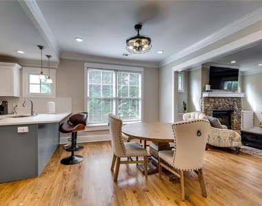 1362 Eubanks Avenue - Photo Thumbnail 9