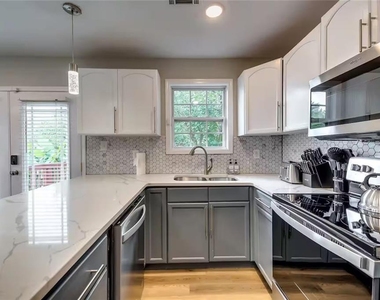 1362 Eubanks Avenue - Photo Thumbnail 23
