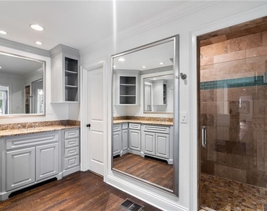 2468 Ridgeway Drive - Photo Thumbnail 21