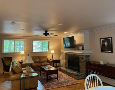 3355 Timber Lake Road Nw - Photo Thumbnail 7