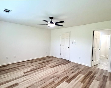 4363 Grove Field Park - Photo Thumbnail 28