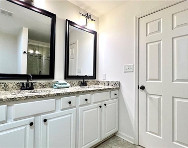 4363 Grove Field Park - Photo Thumbnail 32