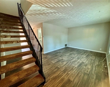 3198 Washington Road - Photo Thumbnail 2