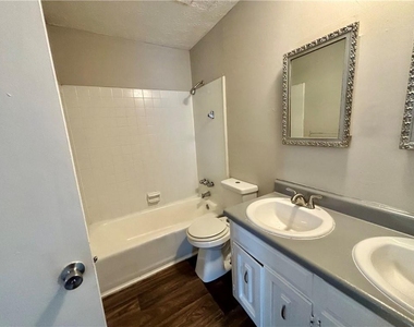 3198 Washington Road - Photo Thumbnail 10