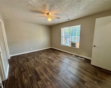 3198 Washington Road - Photo Thumbnail 9