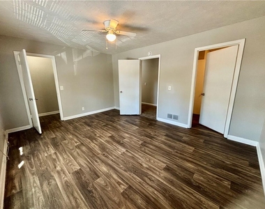 3198 Washington Road - Photo Thumbnail 8