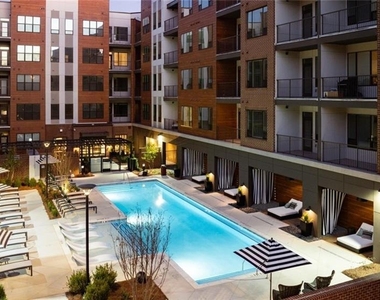 1350 Dresden Drive - Photo Thumbnail 6