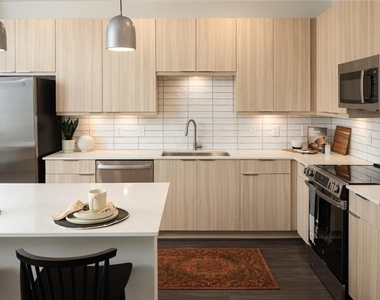1350 Dresden Drive - Photo Thumbnail 14