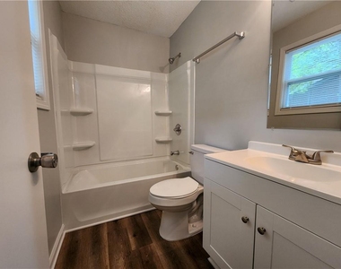 723 W Creek Circle - Photo Thumbnail 13