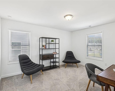 5066 Woodland Hills - Photo Thumbnail 7