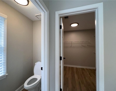 12560 Crabapple Chase Drive - Photo Thumbnail 21