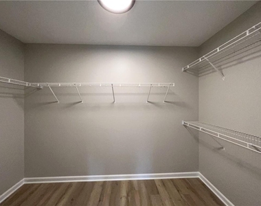 12560 Crabapple Chase Drive - Photo Thumbnail 23