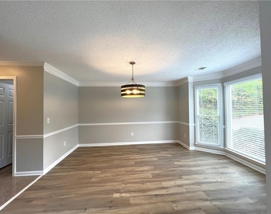 12560 Crabapple Chase Drive - Photo Thumbnail 6