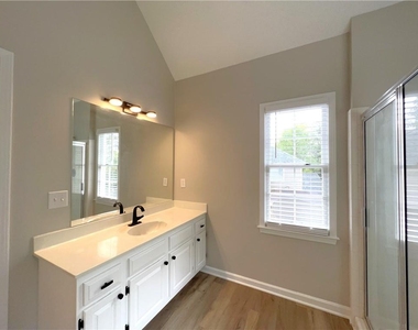 12560 Crabapple Chase Drive - Photo Thumbnail 19