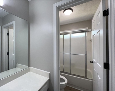 12560 Crabapple Chase Drive - Photo Thumbnail 30