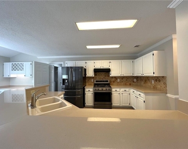 12560 Crabapple Chase Drive - Photo Thumbnail 22