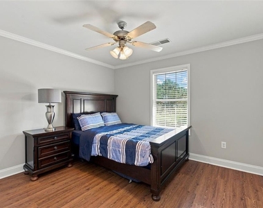 105 Whitehead Road - Photo Thumbnail 17