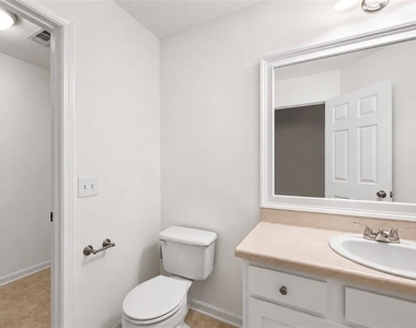8805 Penbrooke Court - Photo Thumbnail 9