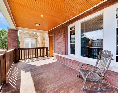 4740 N Drake Avenue - Photo Thumbnail 6