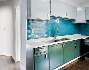 4740 N Drake Avenue - Photo Thumbnail 12