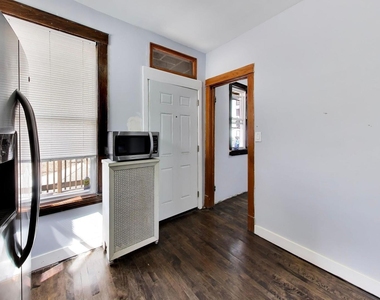 4740 N Drake Avenue - Photo Thumbnail 13