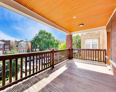 4740 N Drake Avenue - Photo Thumbnail 7
