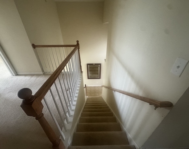 1383 Crimson Lane - Photo Thumbnail 10