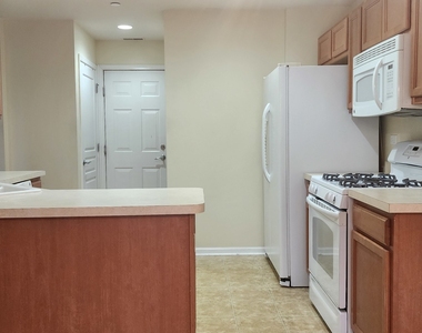 1383 Crimson Lane - Photo Thumbnail 3