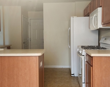 1383 Crimson Lane - Photo Thumbnail 16