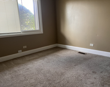 1289 Court E Court - Photo Thumbnail 7