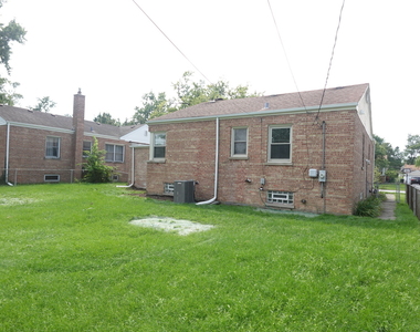 18637 S Highland Avenue - Photo Thumbnail 3