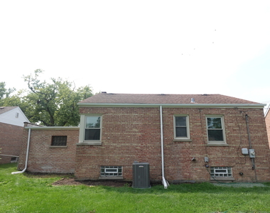 18637 S Highland Avenue - Photo Thumbnail 29