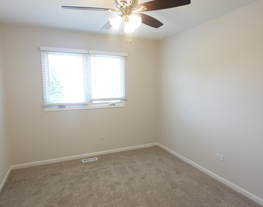 9800 S Artesian Avenue - Photo Thumbnail 15