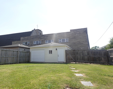 9800 S Artesian Avenue - Photo Thumbnail 5