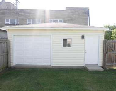 9800 S Artesian Avenue - Photo Thumbnail 4