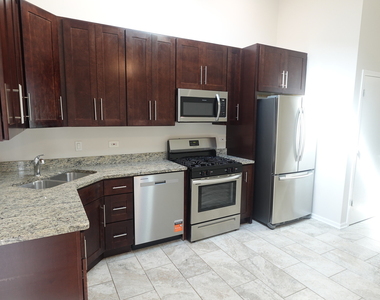 9800 S Artesian Avenue - Photo Thumbnail 12