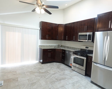 9800 S Artesian Avenue - Photo Thumbnail 11