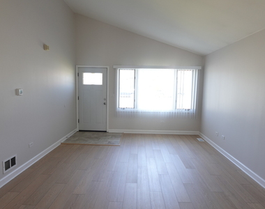 9800 S Artesian Avenue - Photo Thumbnail 14