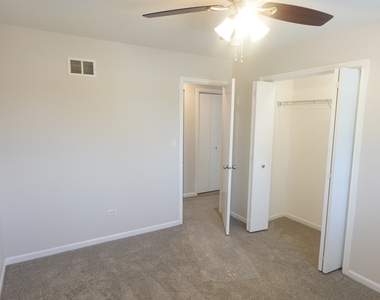9800 S Artesian Avenue - Photo Thumbnail 16