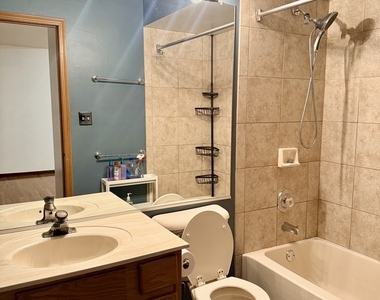 4604 Mumford Drive - Photo Thumbnail 6