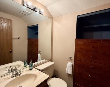 4604 Mumford Drive - Photo Thumbnail 9