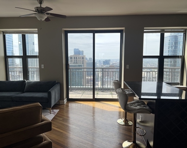 41 E 8th Street - Photo Thumbnail 6