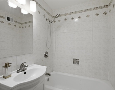 601 E 32nd Street - Photo Thumbnail 6
