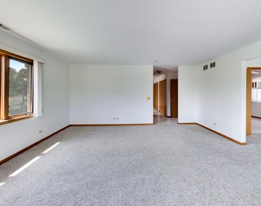 920 N Northwest Highway - Photo Thumbnail 8